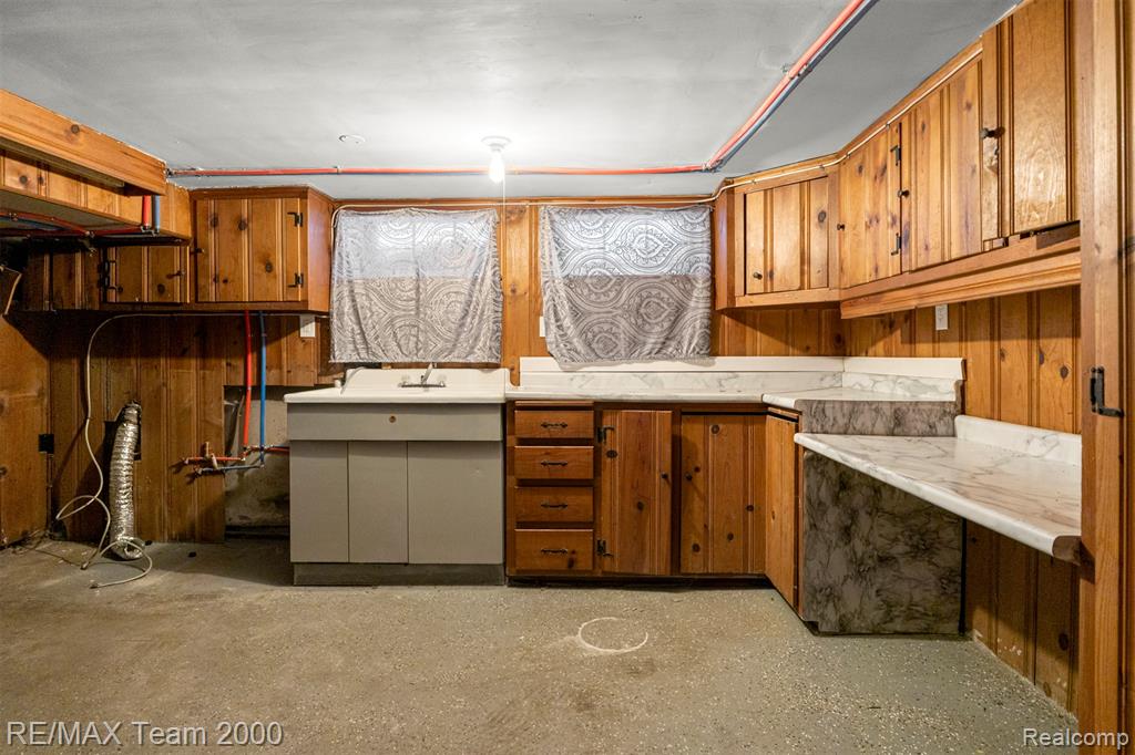 18285 Birchcrest Drive, Detroit, MI 48221 — Photo 42
