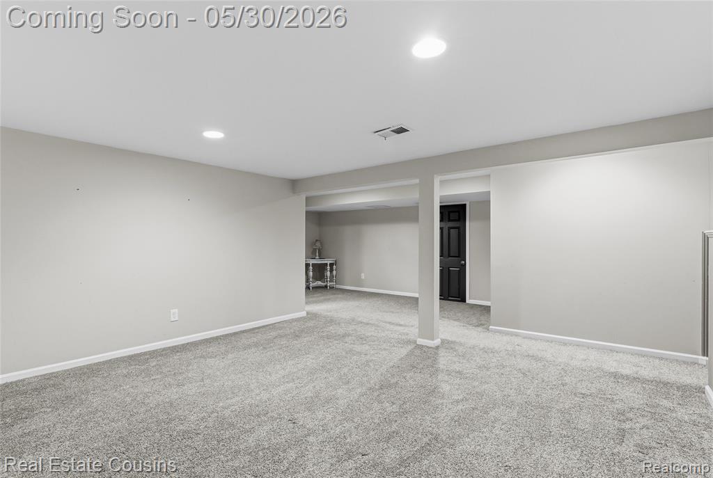 13435 Lakebrook Drive, Fenton, MI 48430 — Photo 21