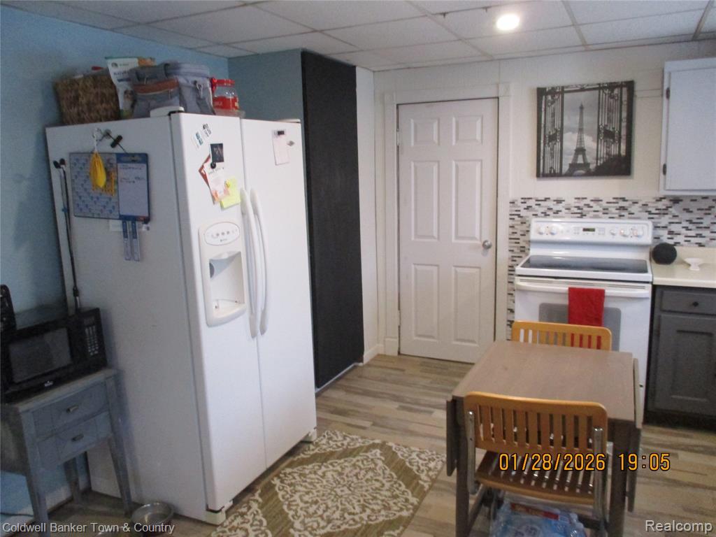 435 E Grand River Avenue, Fowlerville, MI 48836 — Photo 5