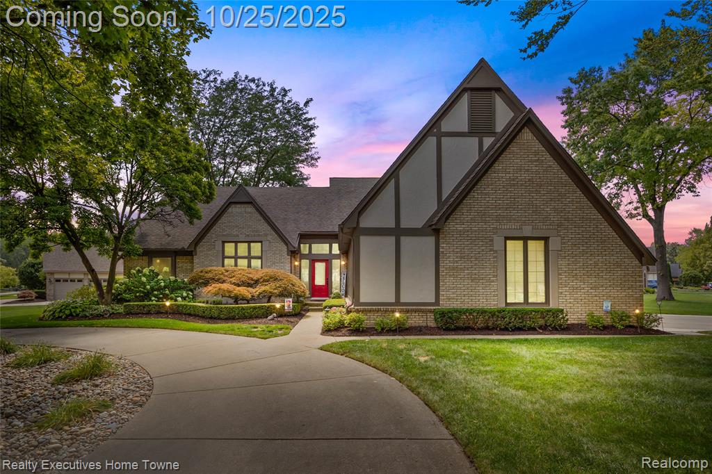 54464 Sherwood Lane, Shelby Twp, MI 48315 — Photo 2