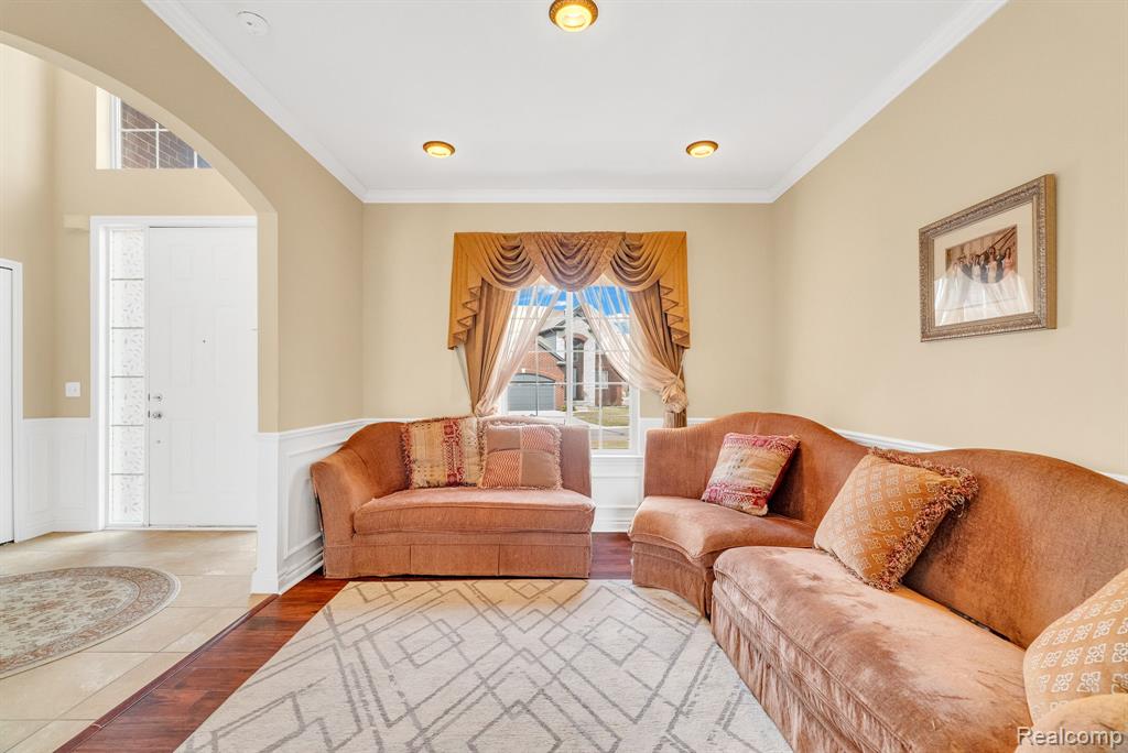 4122 Hawks Nest Road, Utica, MI 48317 — Photo 18