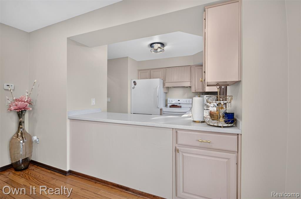 718 S Military Street, Dearborn, MI 48124 — Photo 12