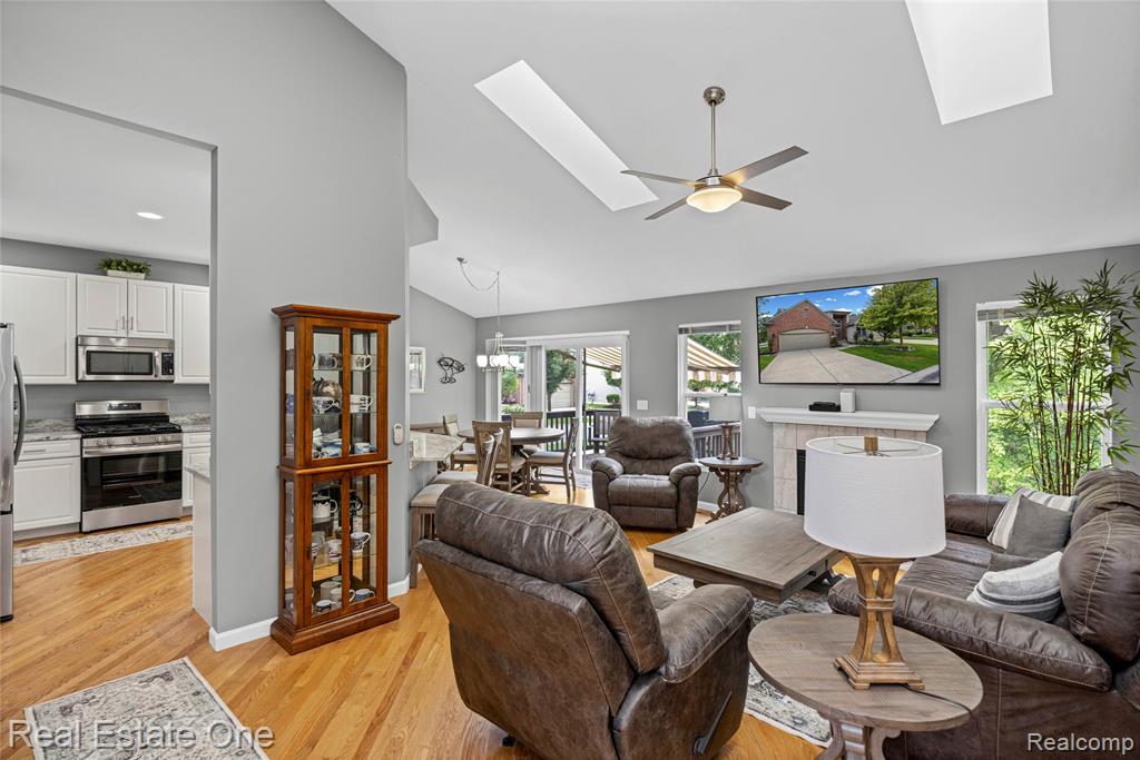 1202 Wind Chime Drive - Photo 4
