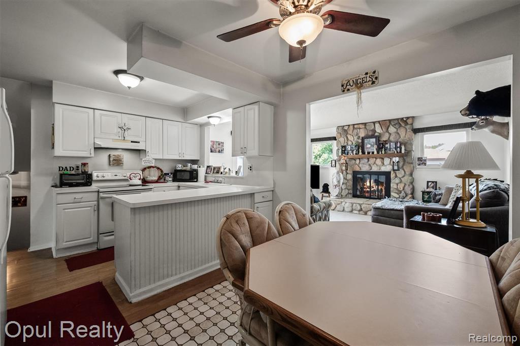 1218 Barchester Street, Westland, MI 48186 — Photo 12