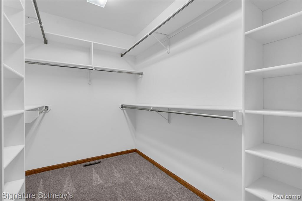 9019 HILLVIEW Lane, Jackson, MI 49201 — Photo 29