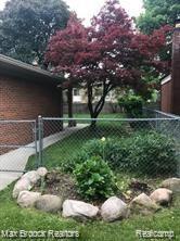 4139 Yorba Linda, Royal Oak, MI 48073 — Photo 11
