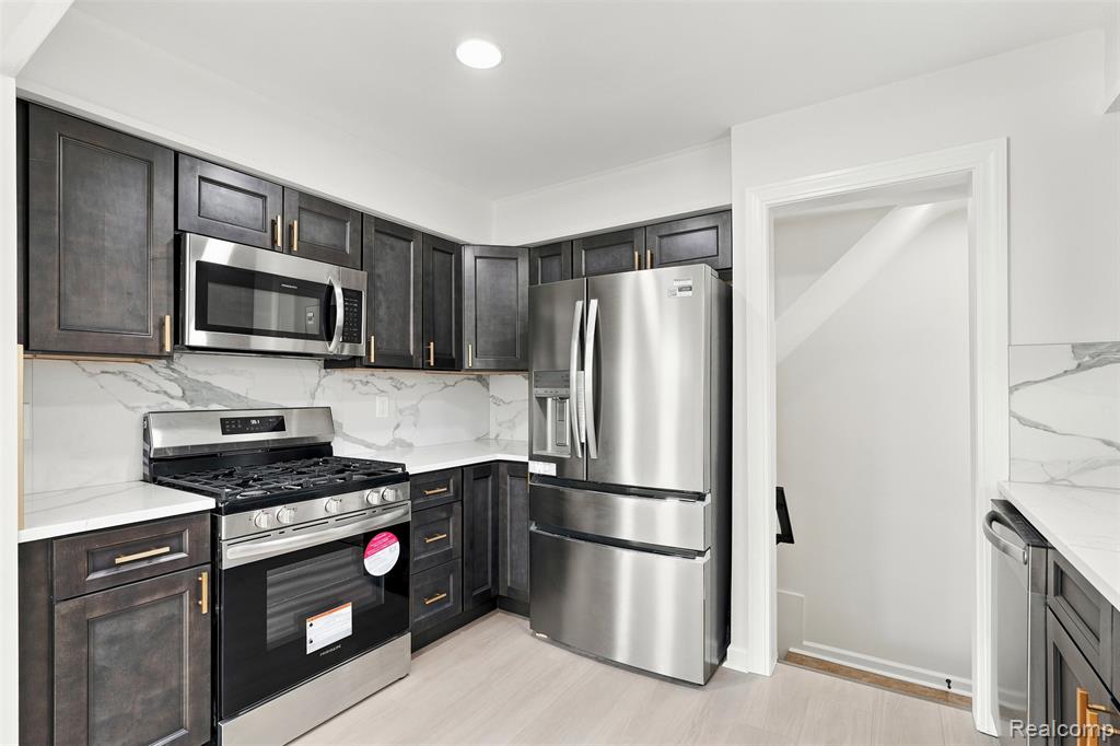 427 N Waverly Street, Dearborn, MI 48128 — Photo 13