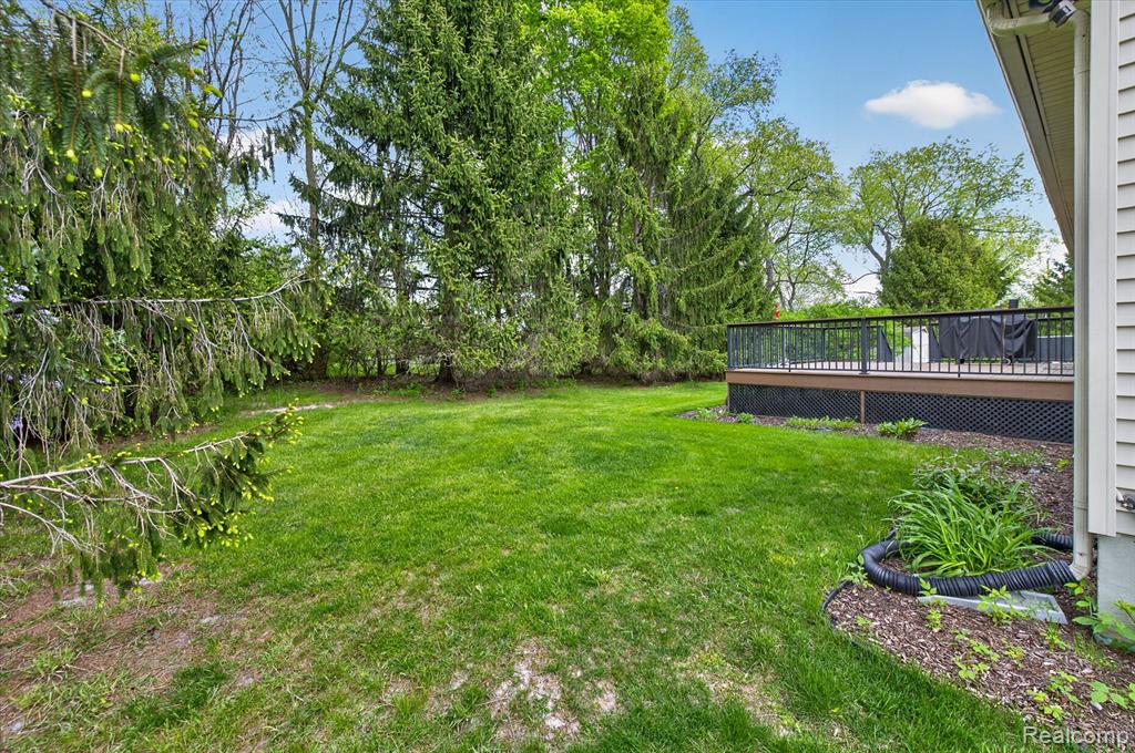 7659 Clyde Road, Fenton, MI 48430 — Photo 36
