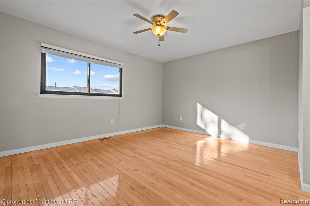958 New Haven Court, Northville, MI 48167 — Photo 12
