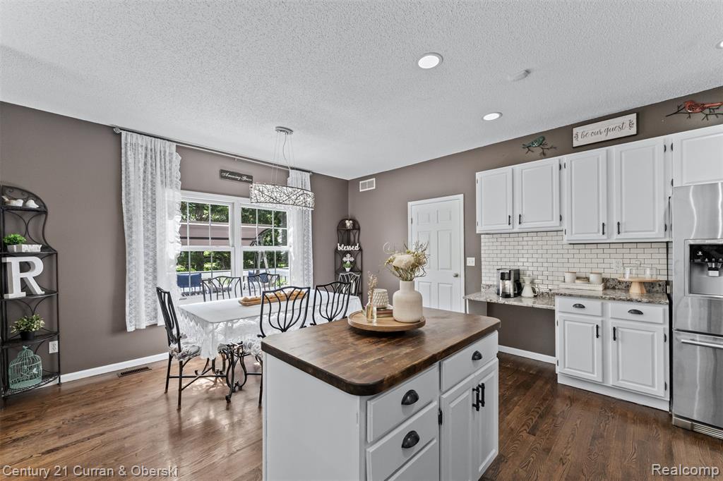 9298 Anacapa Bay Drive, Pinckney, MI 48169 — Photo 12