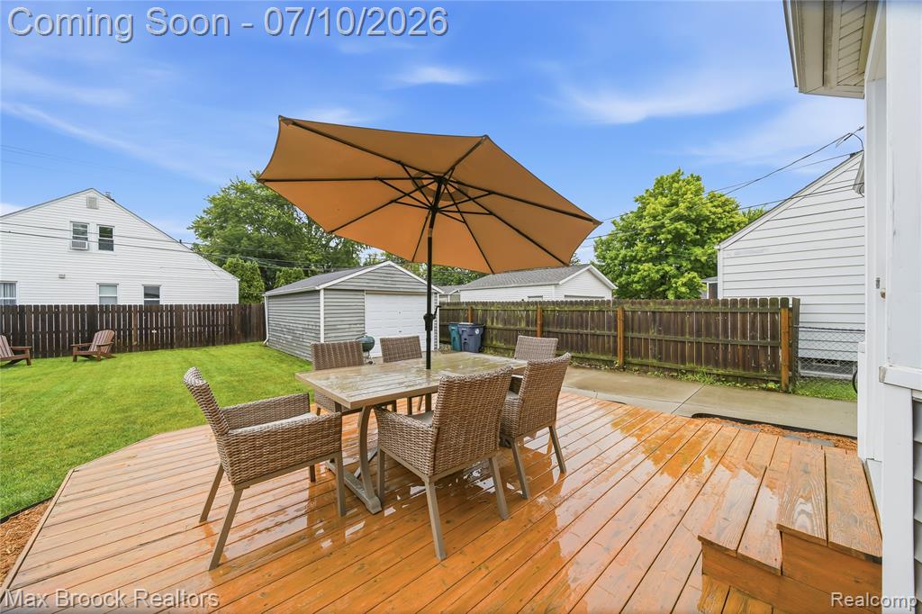 2370 Mortenson Boulevard, Berkley, MI 48072 — Photo 30