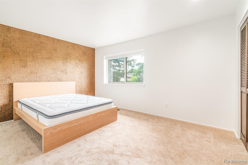 2109 PAULINE CT, Ann Arbor, MI 48103 — Photo 23