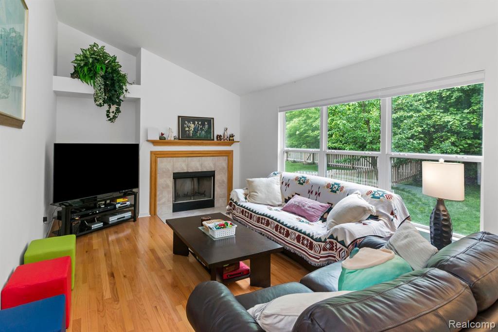 3251 DUNWOODIE Road, Ann Arbor, MI 48105 — Photo 30