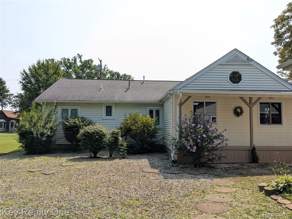 9512 Pearl Beach Boulevard, Algonac, MI 48001 — Photo 35
