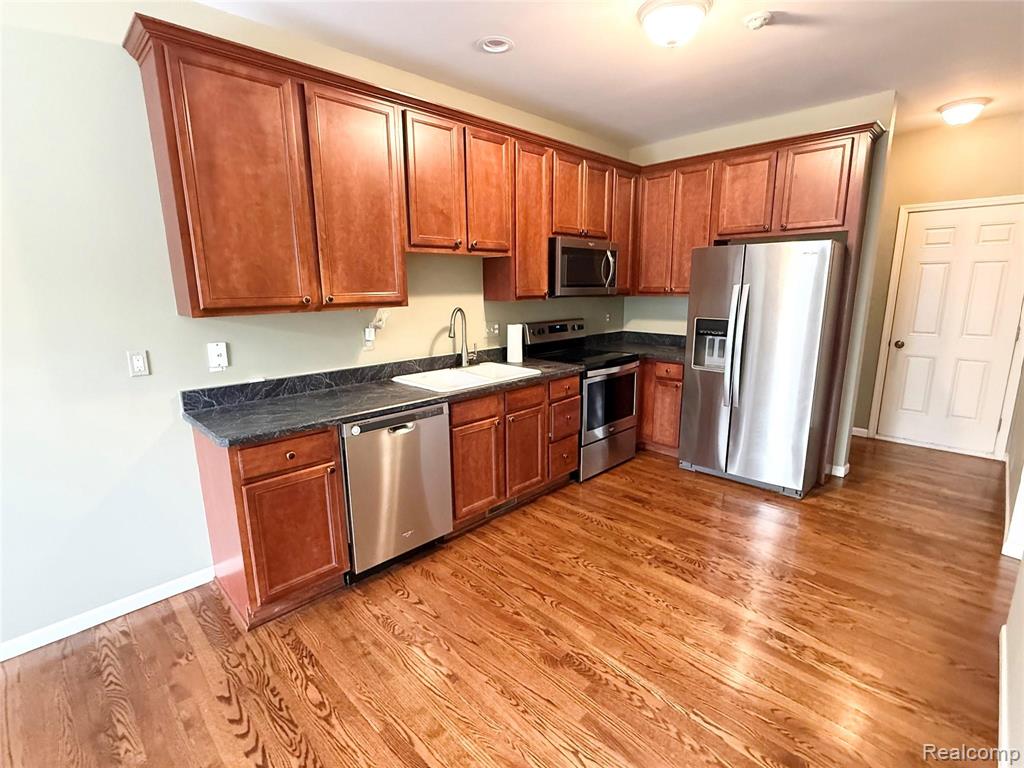 41271 N Maplewood Drive, Canton, MI 48187 — Photo 8