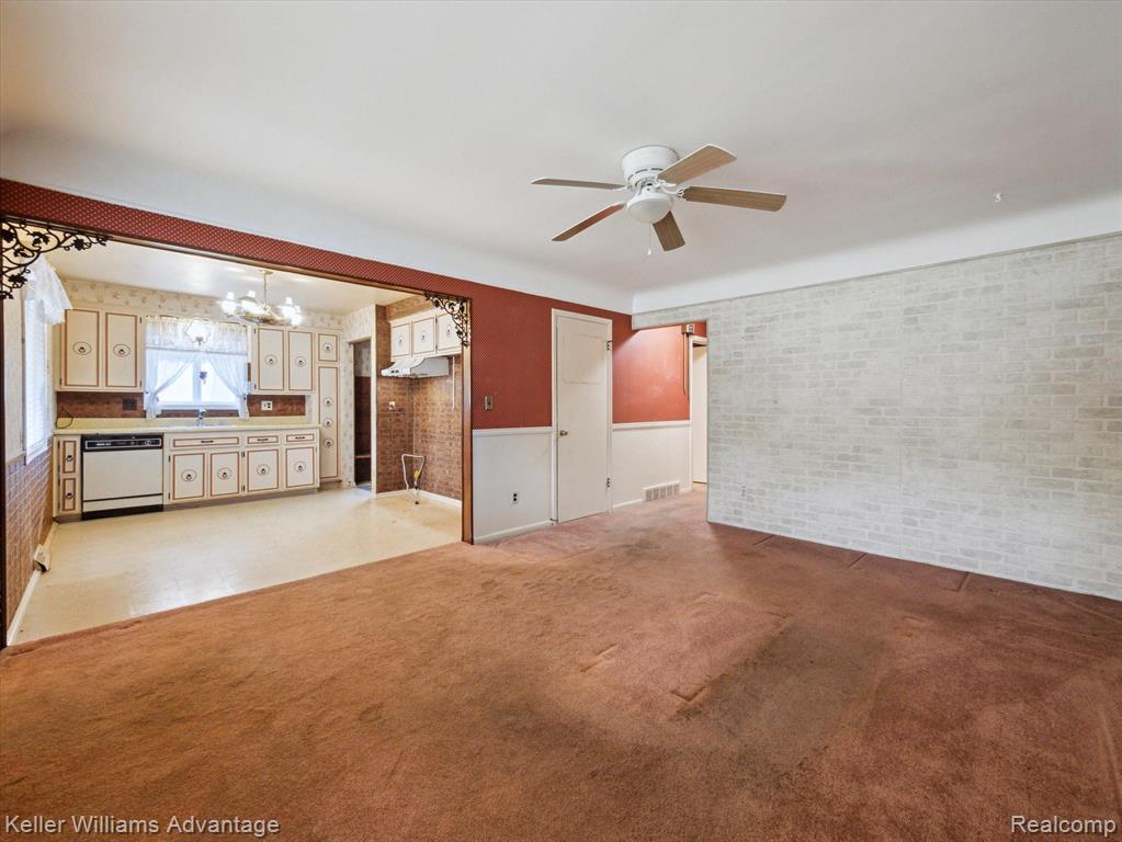 3994 CAMPBELL Street, Dearborn Heights, MI 48125 — Photo 6