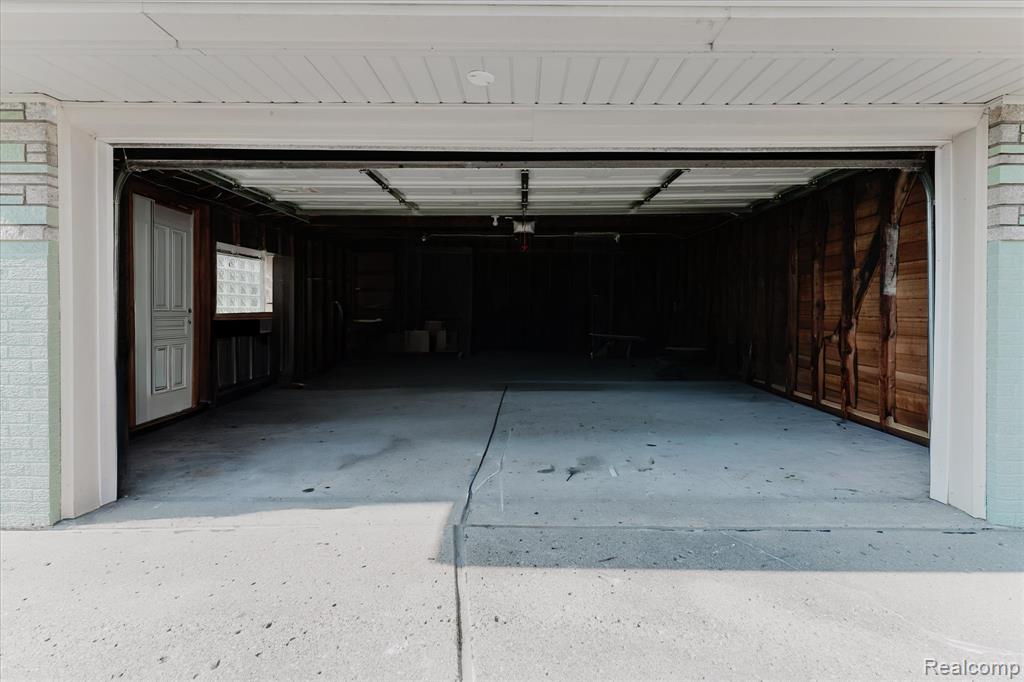 8355 HELEN, Center Line, MI 48015 — Photo 40