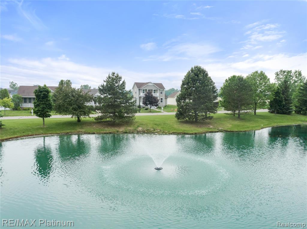 6327 Saint Charles Pass, Swartz Creek, MI 48473 — Photo 2