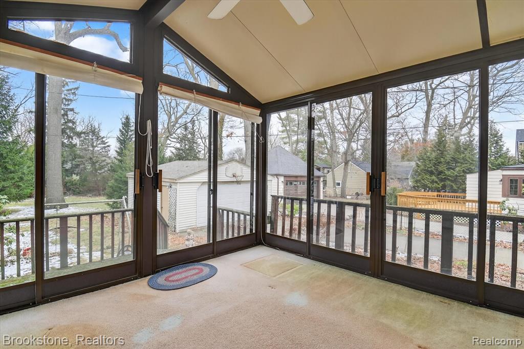 86 OAKDALE Boulevard, Pleasant Ridge, MI — Photo 26