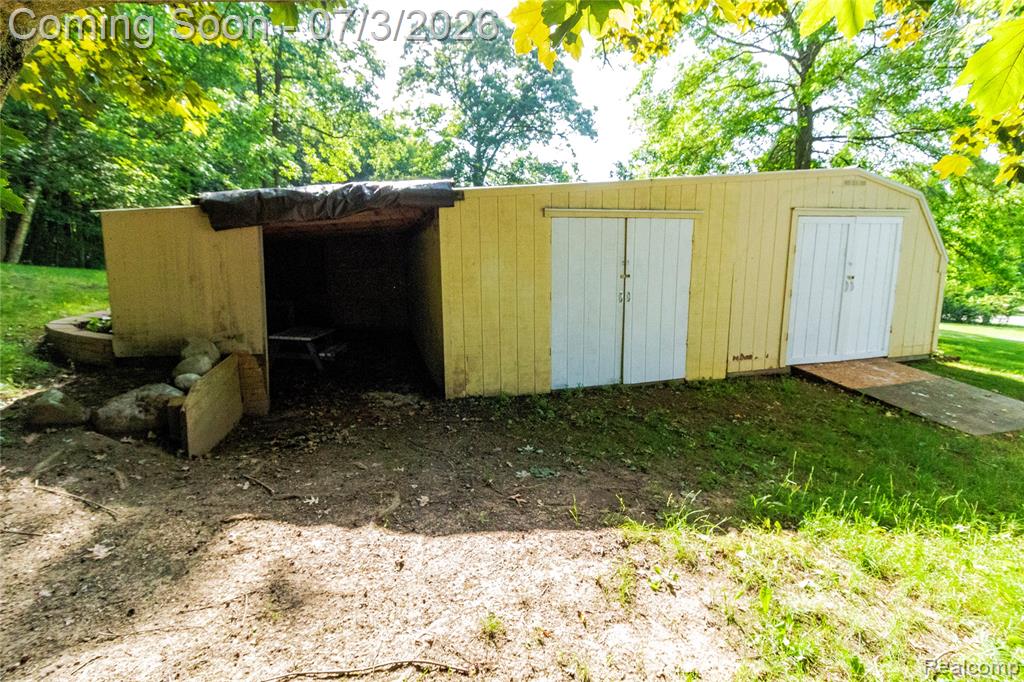 2436 Judy Conn Drive, Lapeer, MI 48446 — Photo 38
