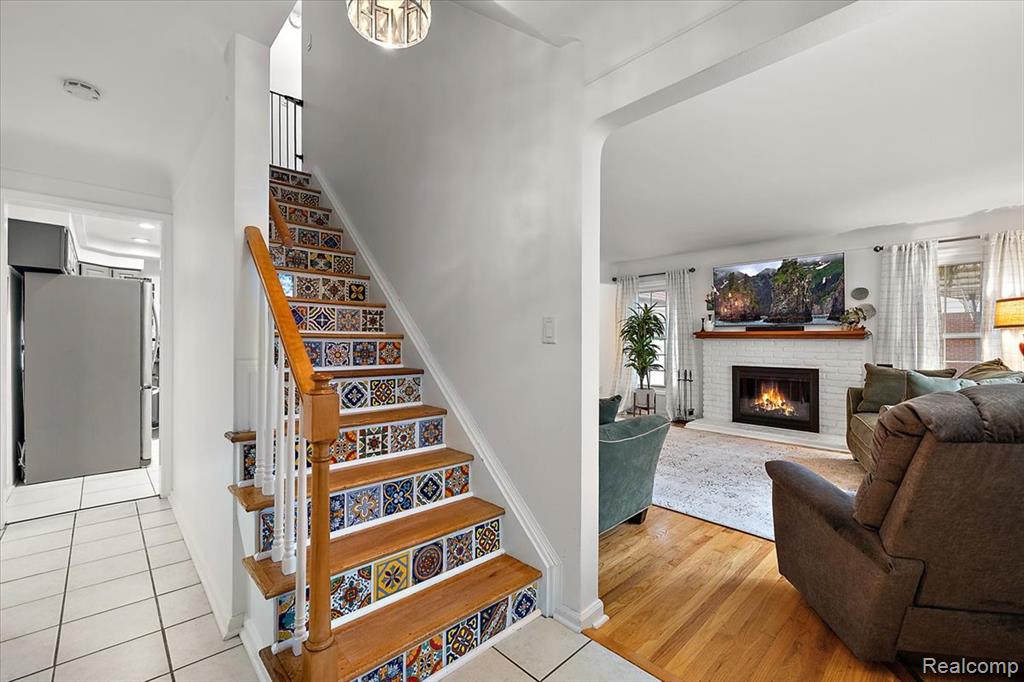 16244 Lauderdale Avenue, Beverly Hills, MI 48025 — Photo 7