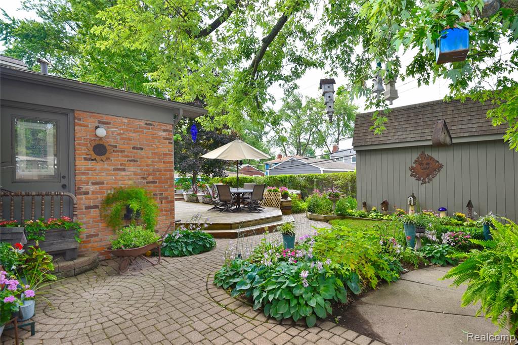 733 Highland Avenue, Clawson, MI — Photo 31