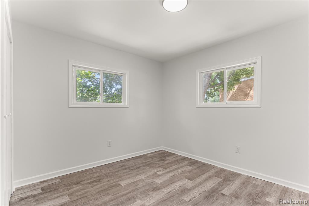 23566 Candace Drive, Rockwood, MI — Photo 22