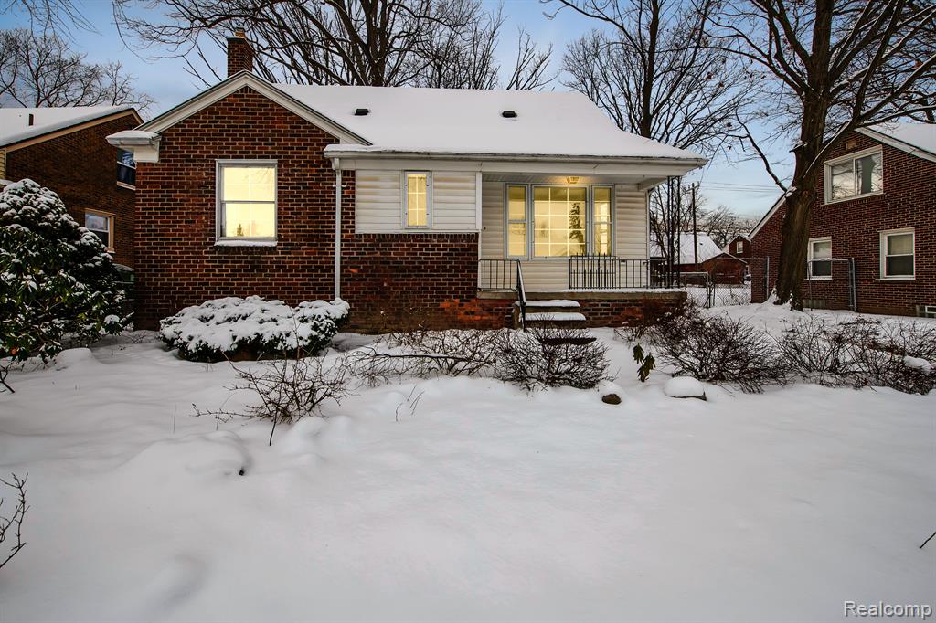 8651 HAZELTON Street, Dearborn Heights, MI 48127 — front exterior