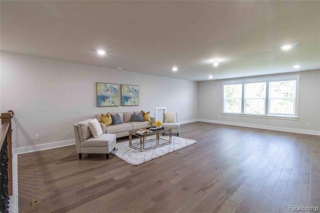 5532 Timber Glen Court, Ann Arbor, MI 48108 — Photo 39