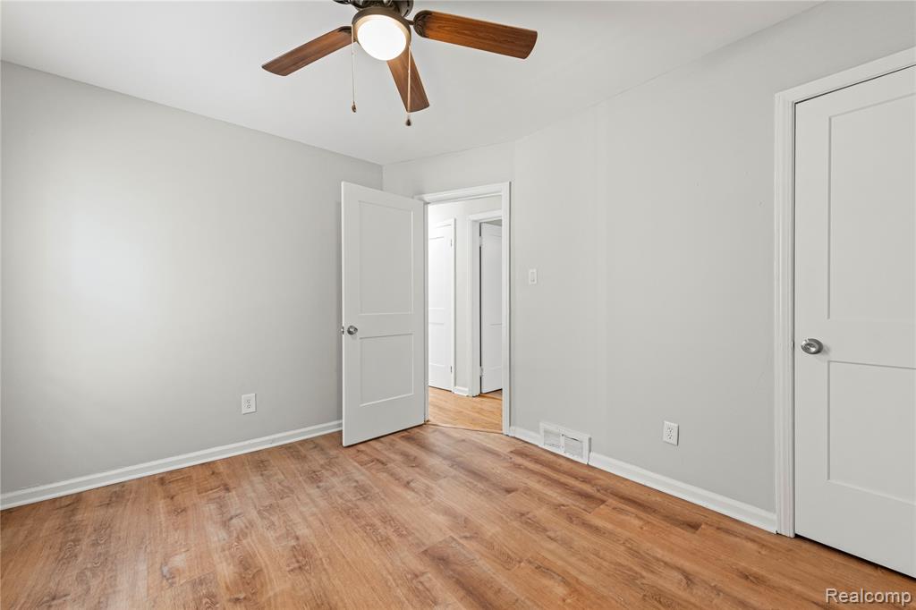 18243 Freeland Street, Detroit, MI 48235 — Photo 12