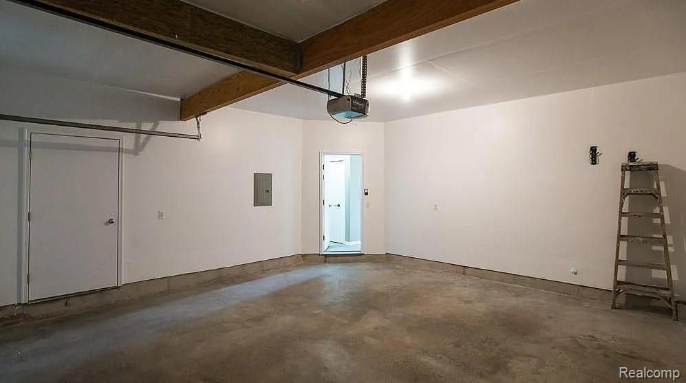 76 W Bethune Street, Detroit, MI 48202 — Photo 16