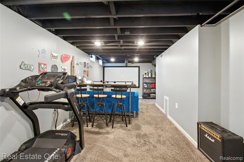 7335 Willow Oak Drive, West Bloomfield, MI 48324 — Photo 29
