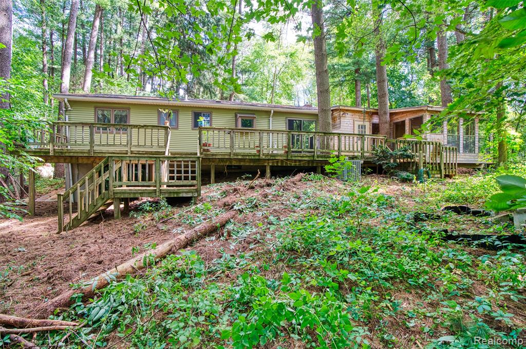 8800 Evergreen Road, Brighton, MI 48116 — Photo 23