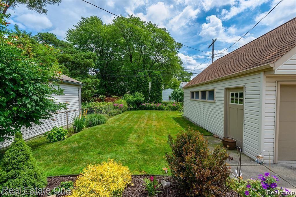 710 N VERMONT Avenue, Royal Oak, MI 48067 — Photo 36