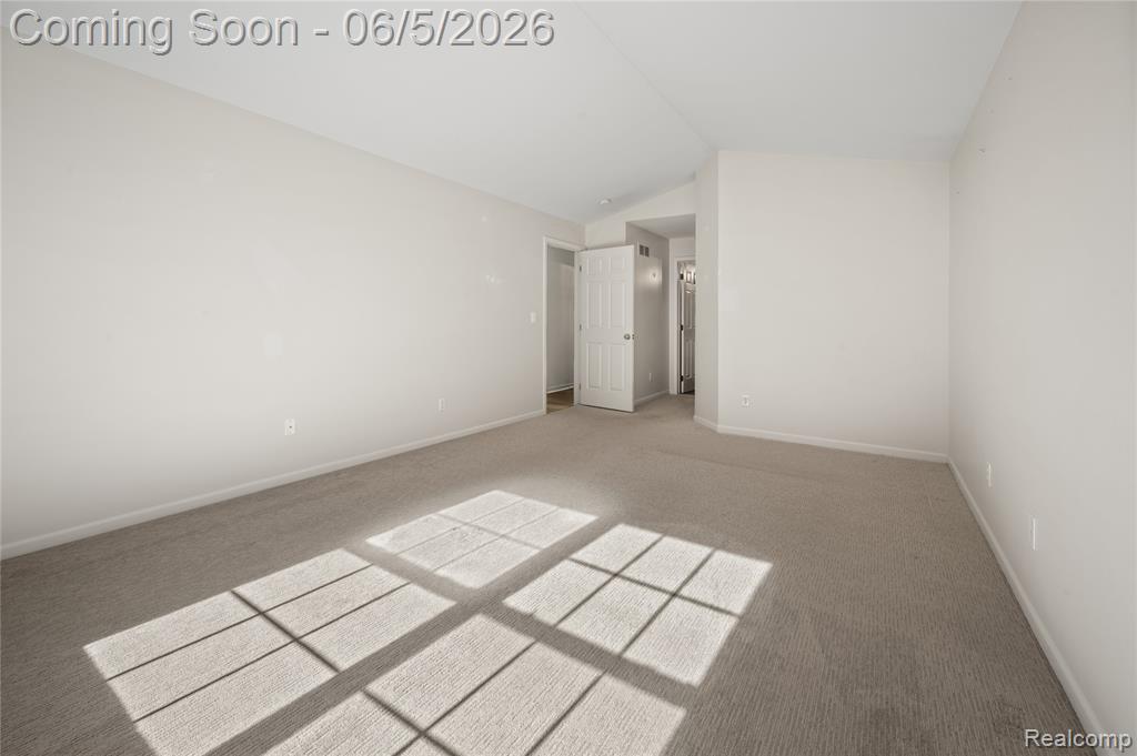 730 Amberly Drive, C, Waterford, MI 48328 — Photo 15