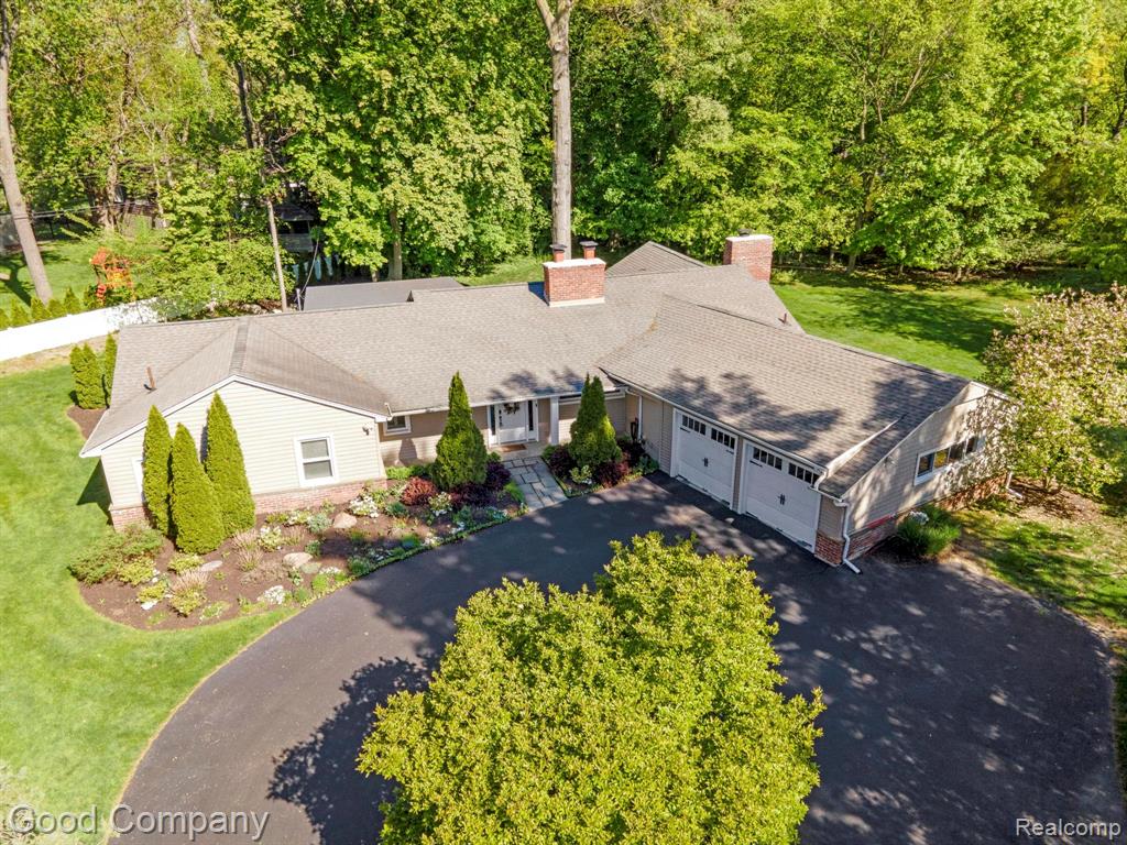 4230 Orchard Way, Bloomfield Hills, MI 48301 — Photo 57