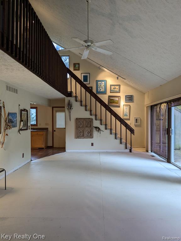 150 PORTER Lane, Leonard, MI 48367 — Photo 12