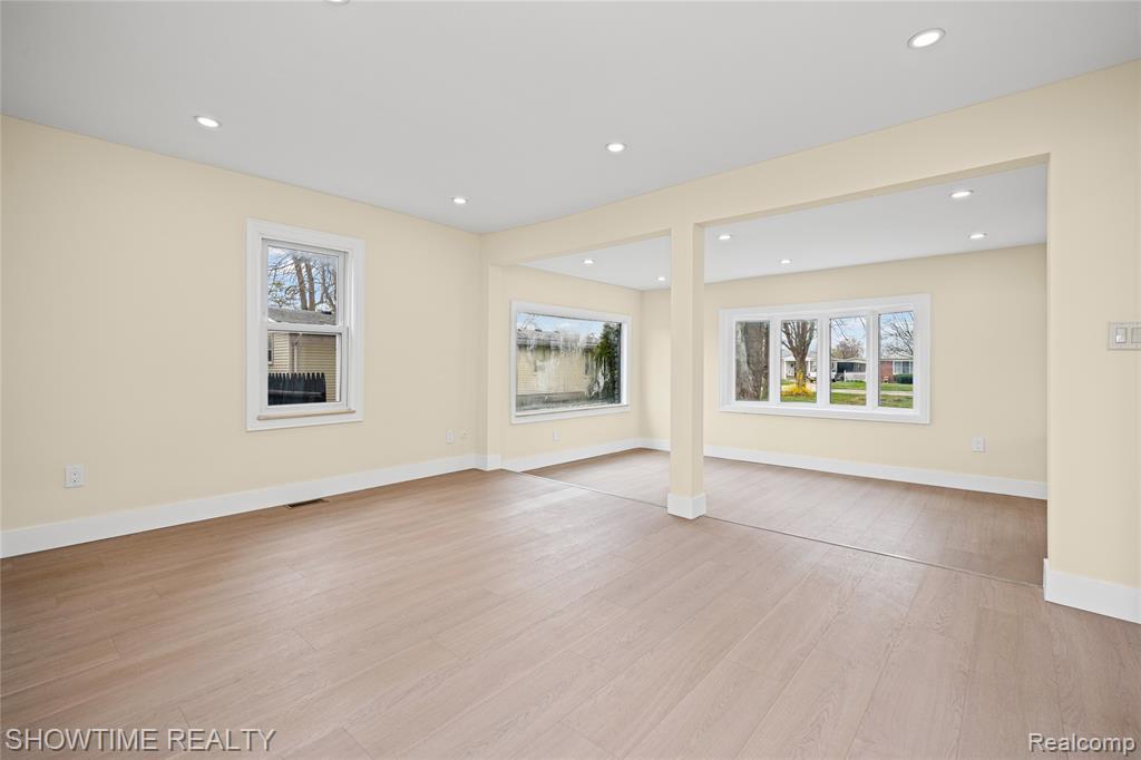 30430 Park Street, Roseville, MI 48066 — Photo 9