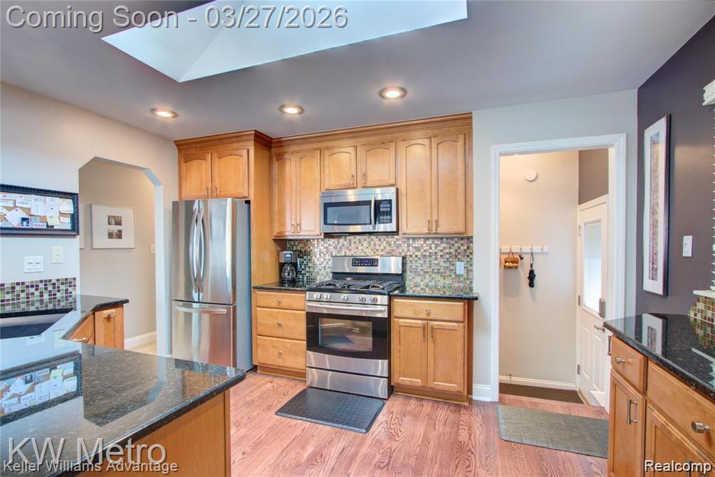 805 Butternut Avenue, Royal Oak, MI 48073 — Photo 10