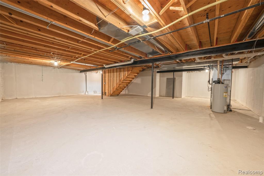 45467 Coachfort Drive, Macomb, MI 48044 — Photo 28