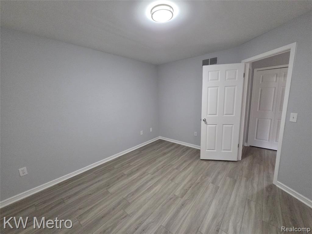 6680 Ridgefield Circle Circle, 104, West Bloomfield, MI — Photo 14