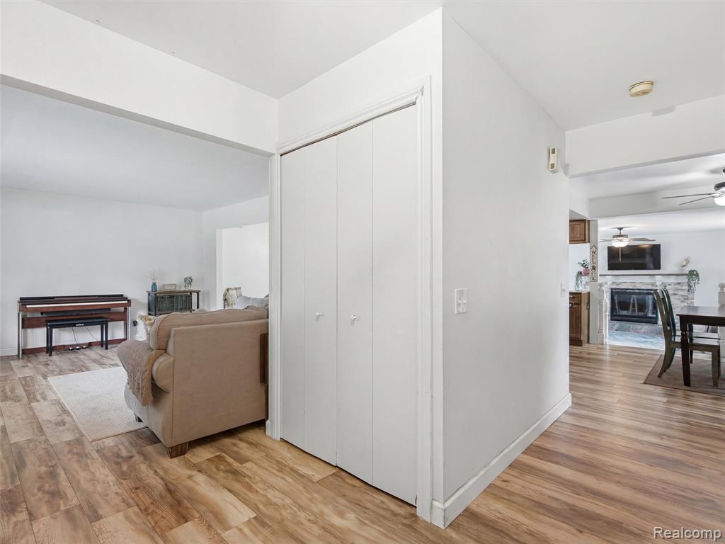 4040 Taggett Lake Drive, Highland, MI — Photo 10