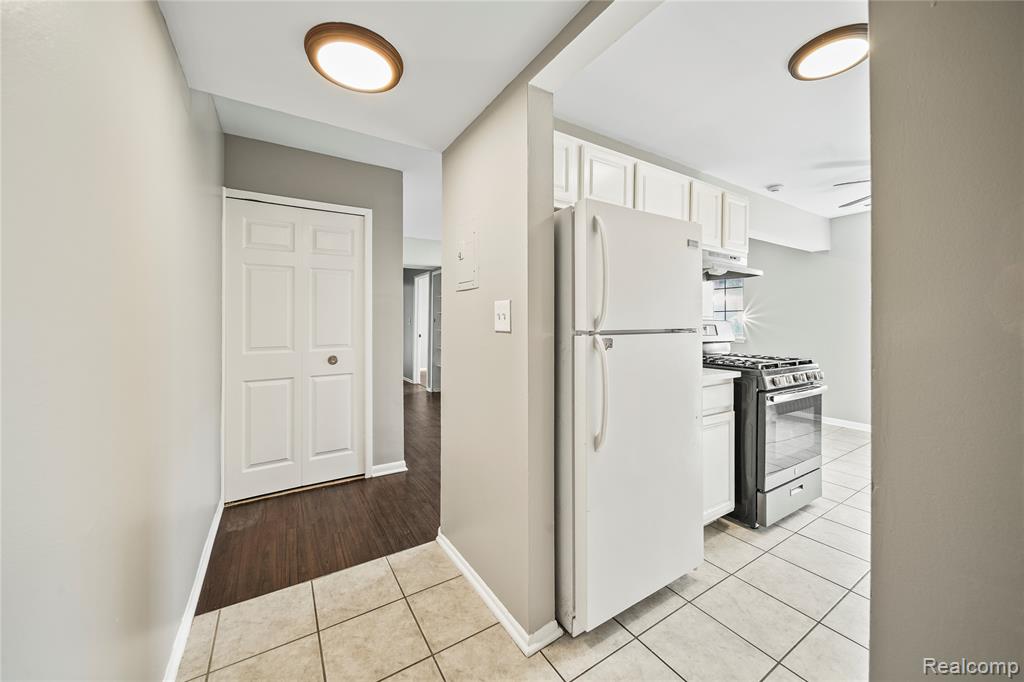 45200 Keding Street, Utica, MI 48317 — Photo 4