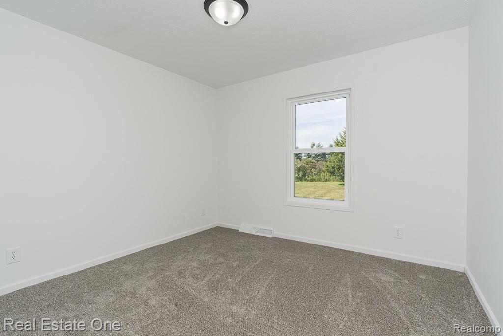 10185 N Genesee Road, Mount Morris, MI 48458 — Photo 21