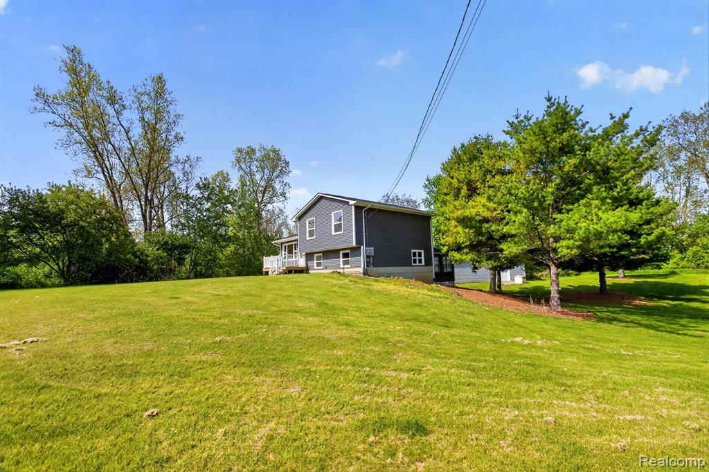1215 N Oak Road, Davison, MI 48423 — Photo 31