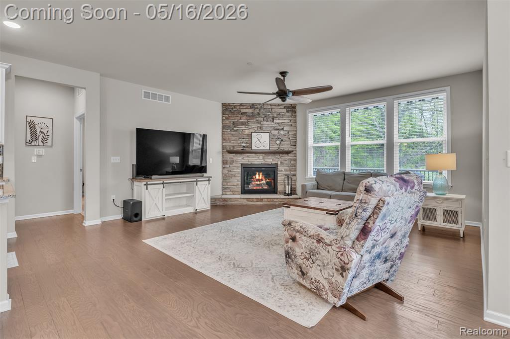 4628 Crestway Drive, Brighton, MI 48116 — Photo 16