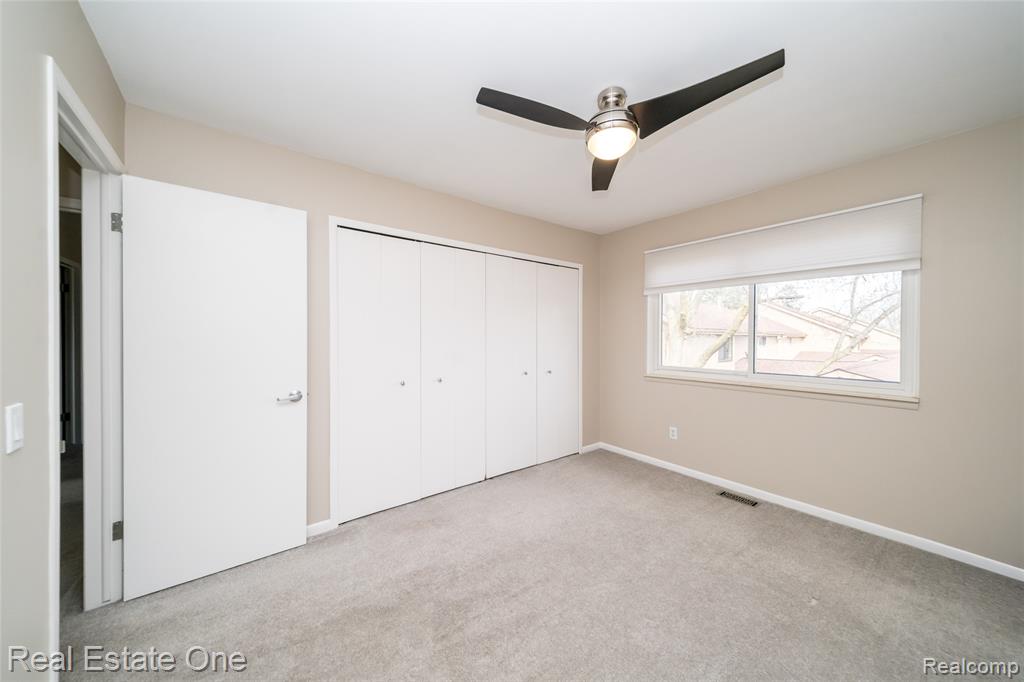 6427 RICHARD Run, 10, West Bloomfield, MI — Photo 29