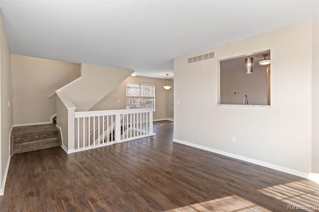 890 Lothrop Road, Detroit, MI 48202 — Photo 14