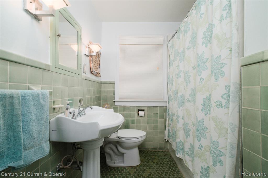 18655 Parkside Street, Detroit, MI 48221 — Photo 25