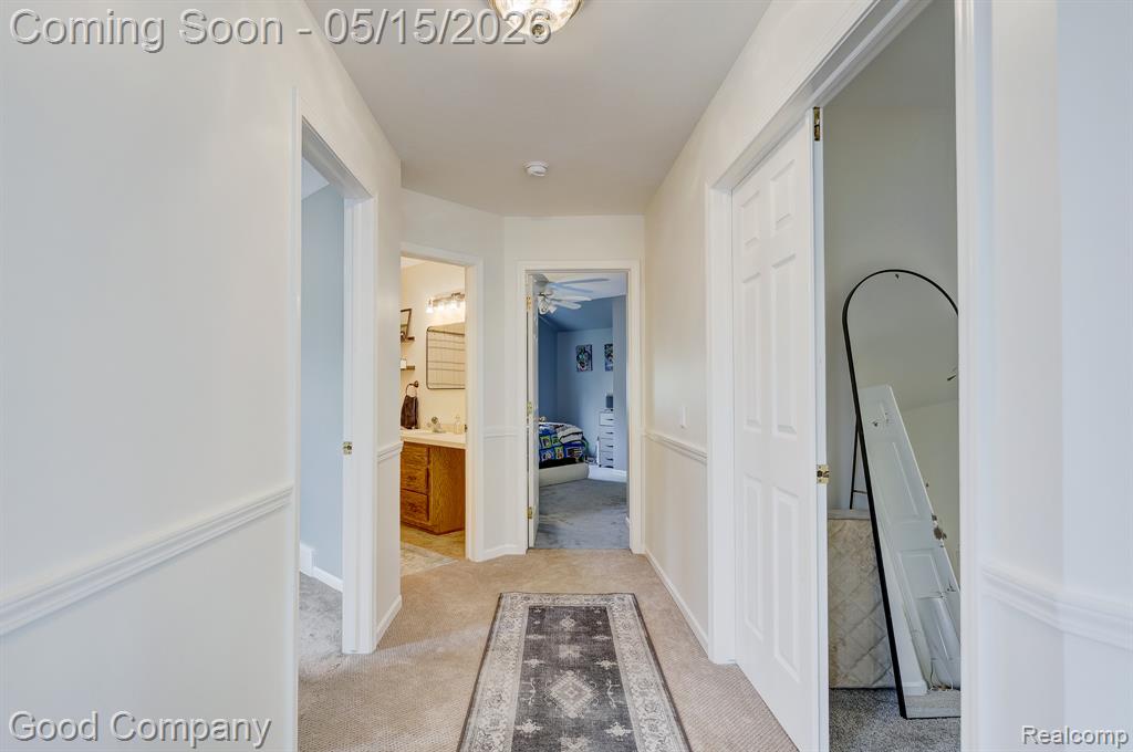 2370 Lansbury Drive, Waterford, MI 48329 — Photo 32